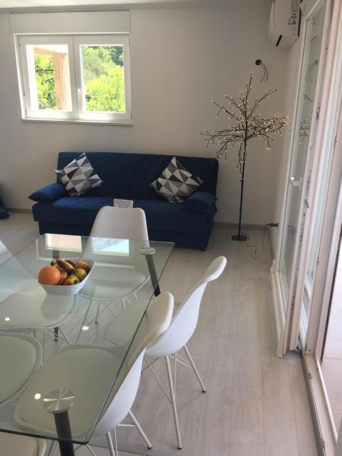 Apartments Jurakovic Živogošće المظهر الخارجي الصورة